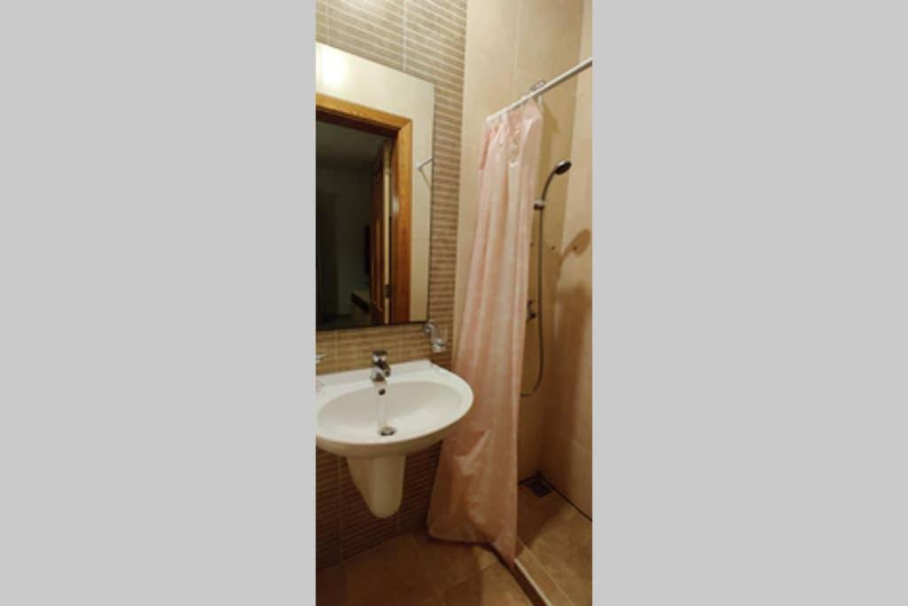 Confortable And Quiet Apartment In St. Julian San Ġiljan Exterior foto