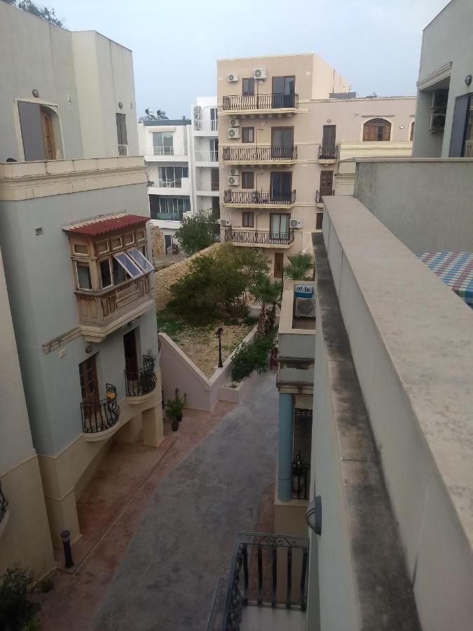 Confortable And Quiet Apartment In St. Julian San Ġiljan Exterior foto
