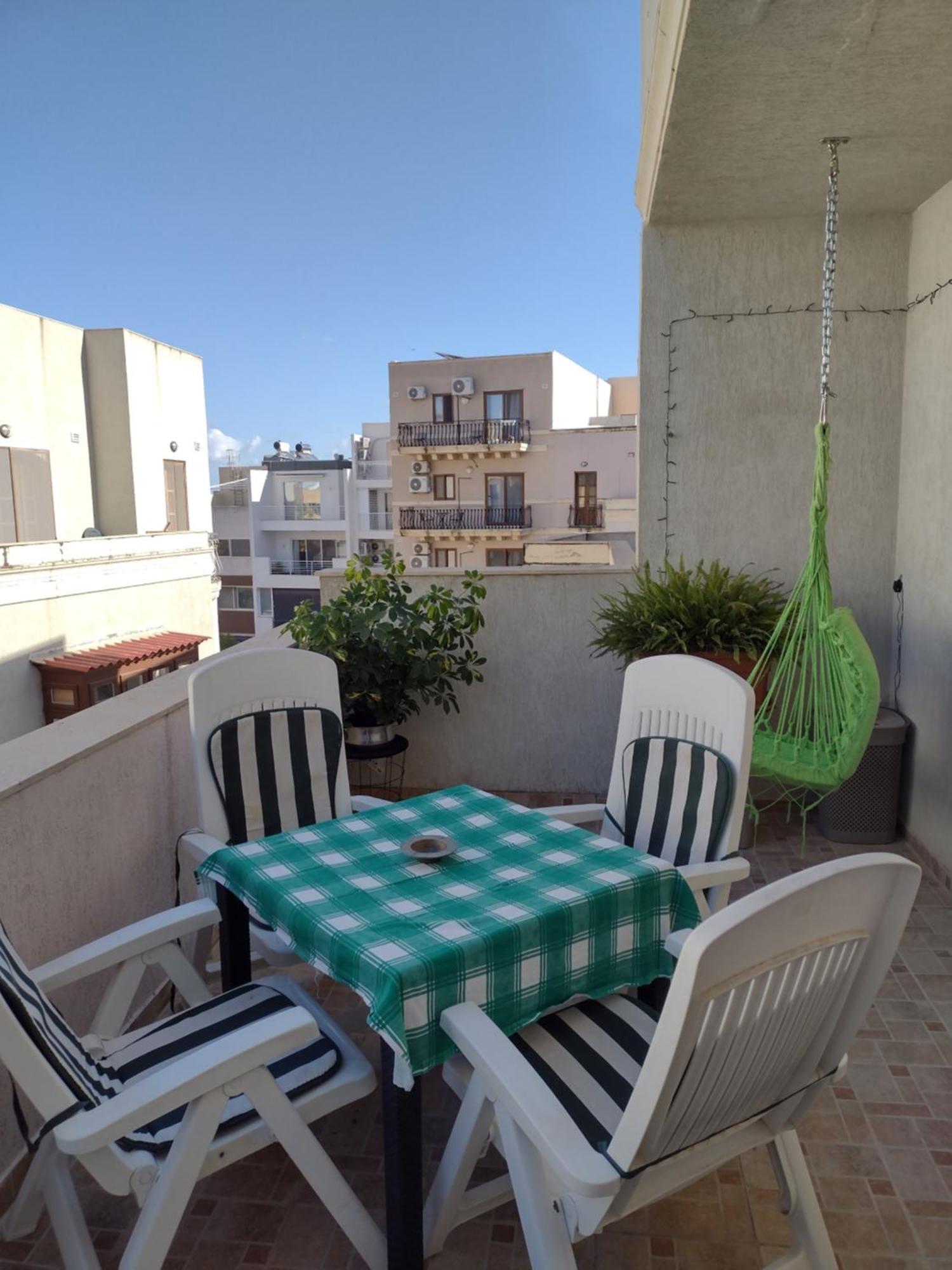 Confortable And Quiet Apartment In St. Julian San Ġiljan Exterior foto
